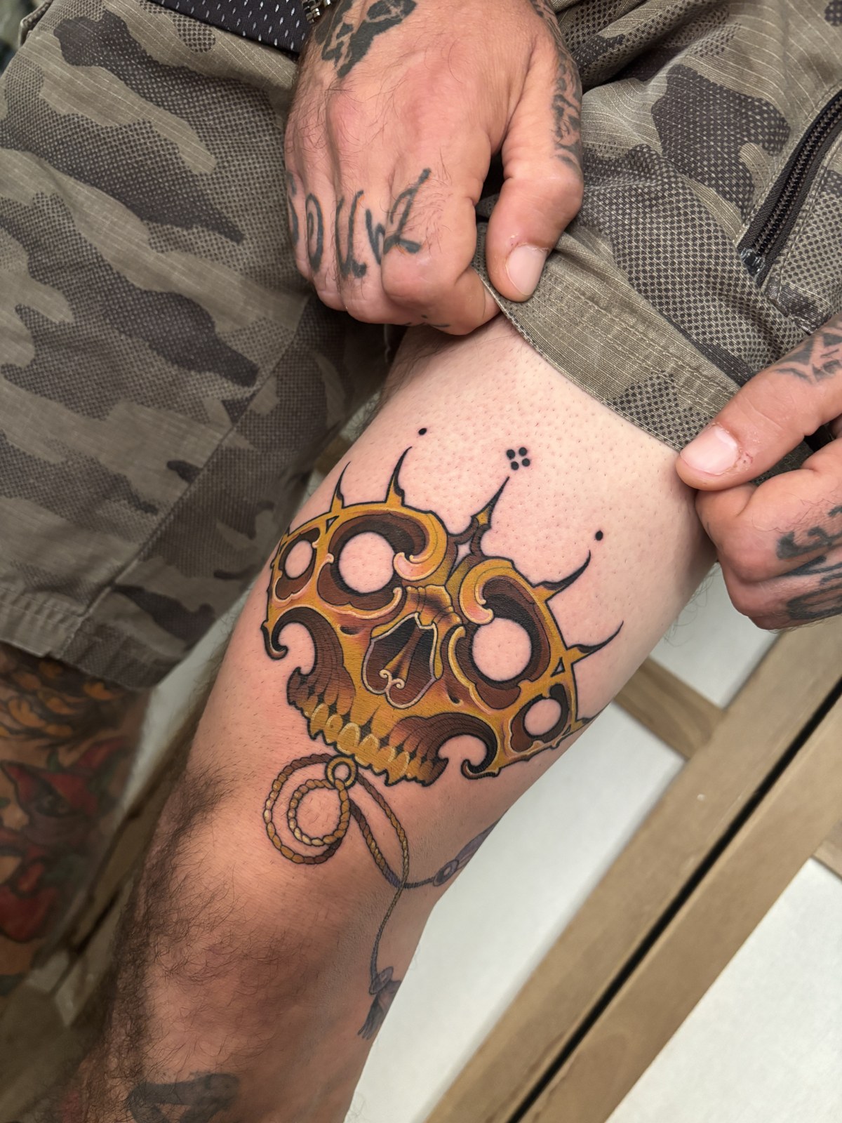 Tatuaje neotradicional de Shira · obra 14