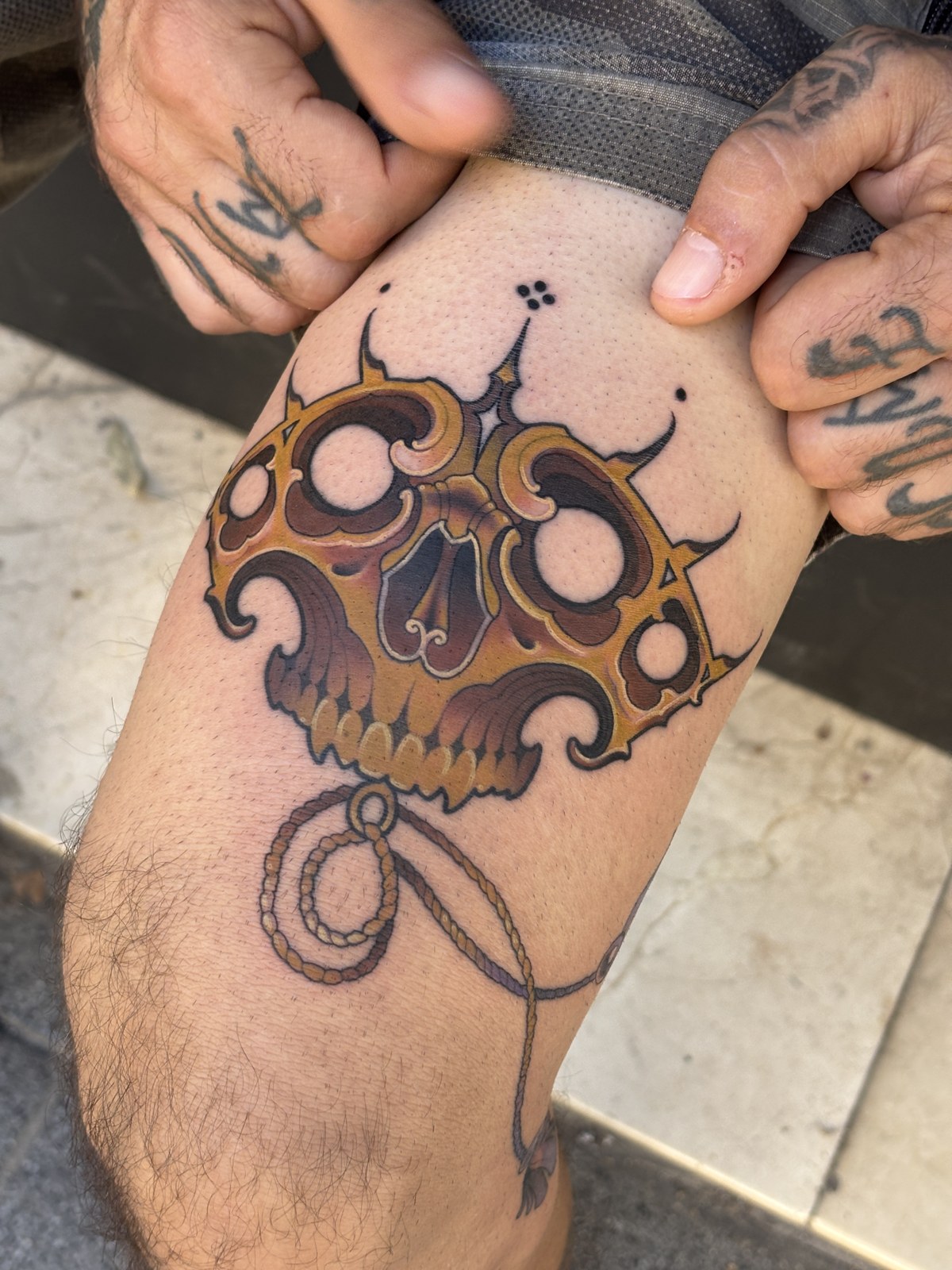 Tatuaje neotradicional de Shira · obra 16